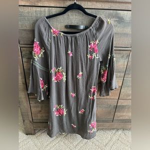 Figueroa & Flower Woman’s Dress - Size S - Grey w/ Floral Detail